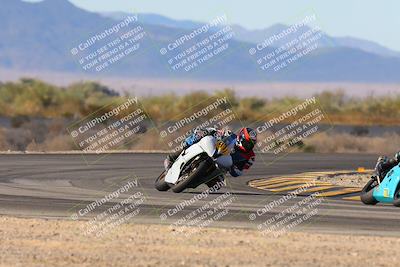 media/Nov-16-2024-CVMA (Sat) [[0e4bb1f32f]]/Race 9-Amateur Supersport Middleweight/